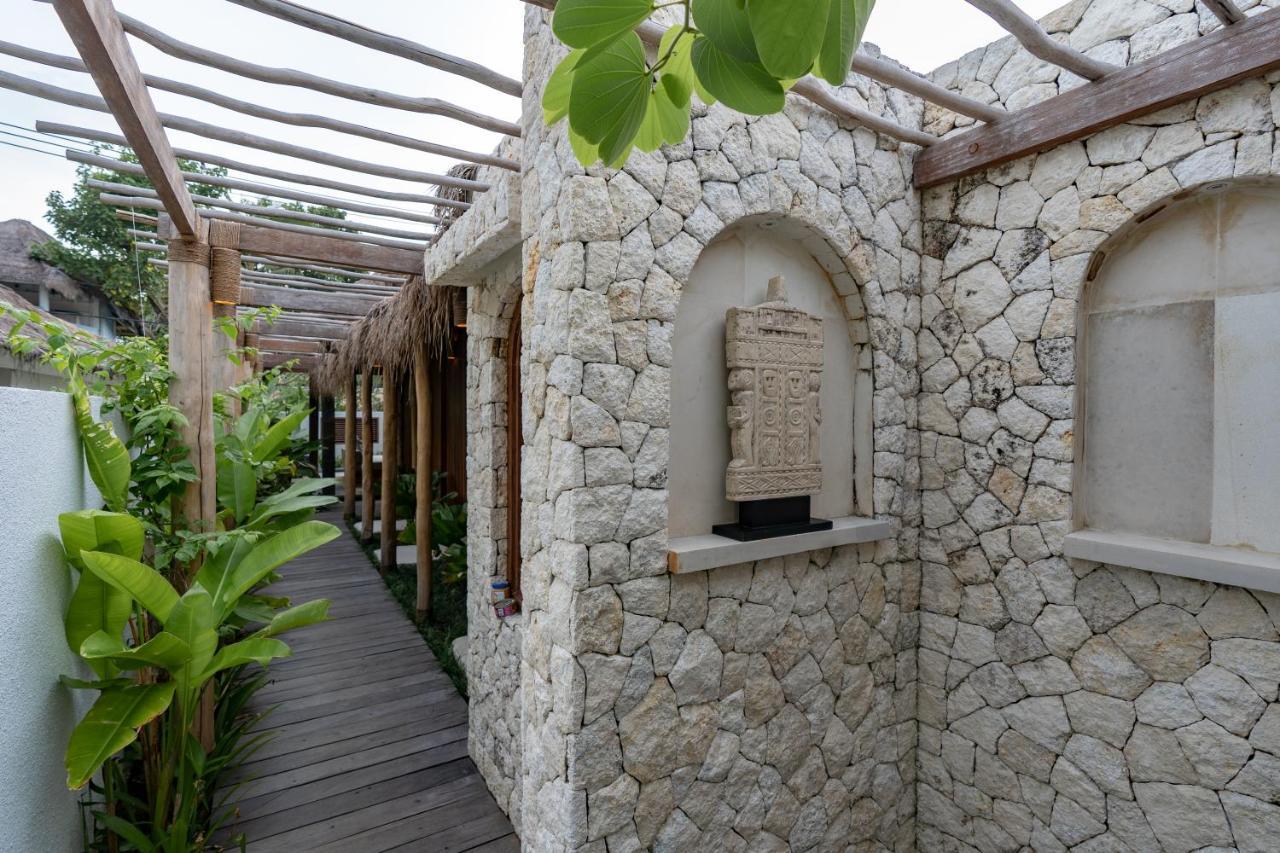 Kokomo * Lembongan